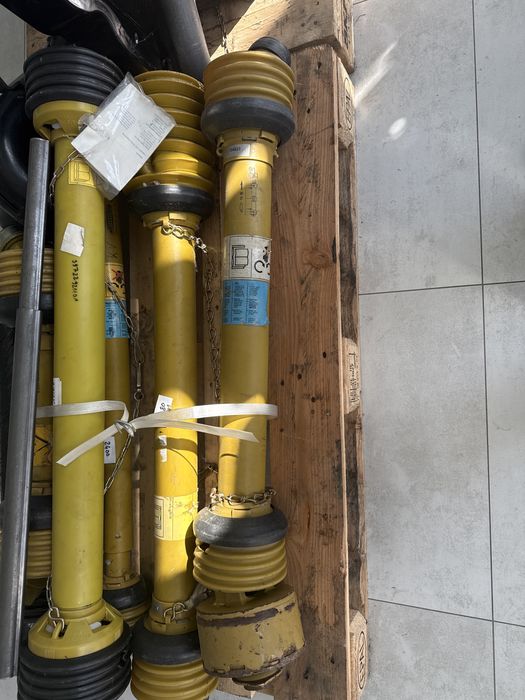 wałek przekaźnika mocy WOM do brony aktywnej Walterscheid