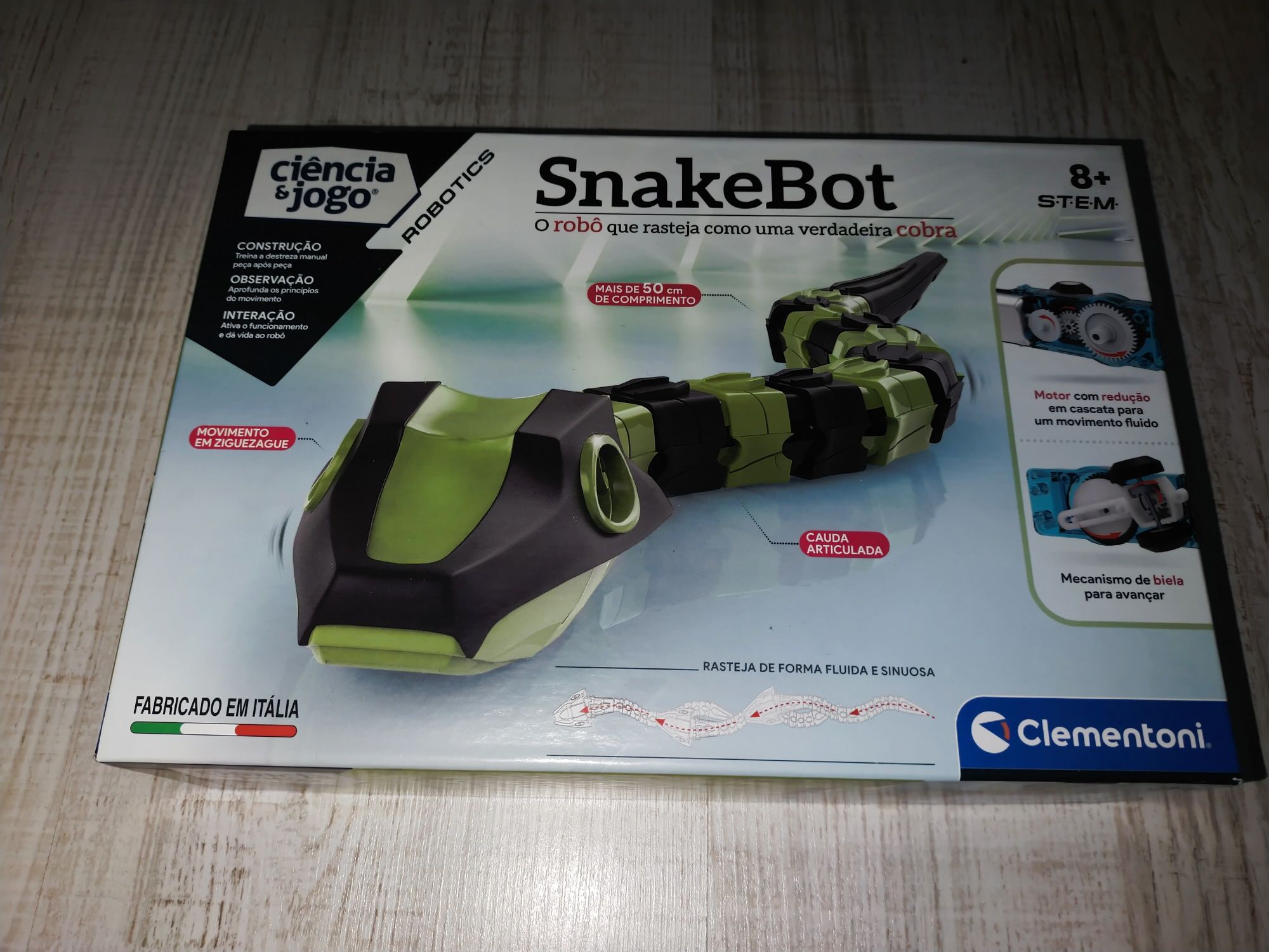 Brinquedo SnakeBot da ciência e jogo