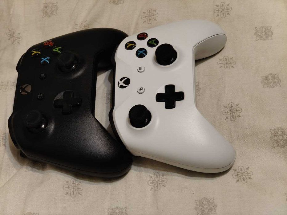 Геймпад Xbox One Wireless Controller (Model 1708)