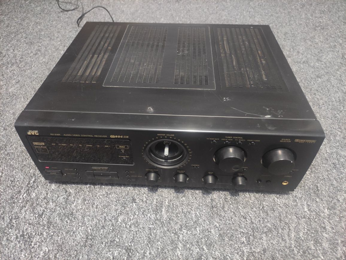 Amplituner JVC RX-616R w dobrym stanie