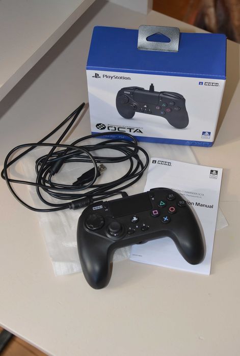 Контролер Hori Fighting Commander Octa для PS4/PS5/PC