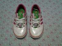 Ténis da Disney da ADIDAS