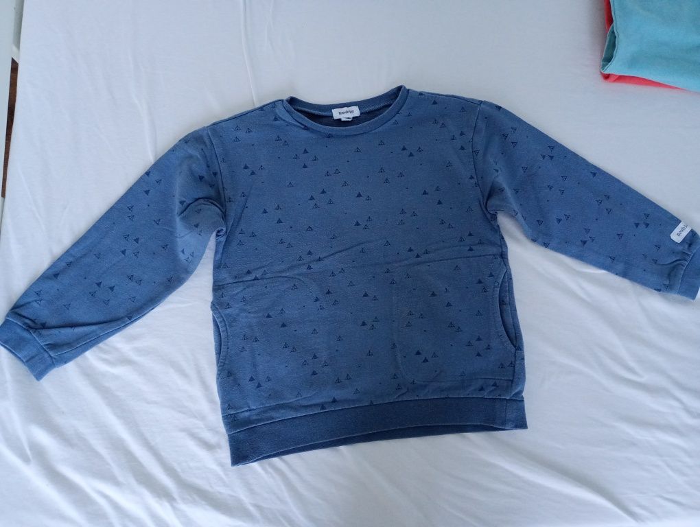 Bluzy r. 98 (6 sztuk)
