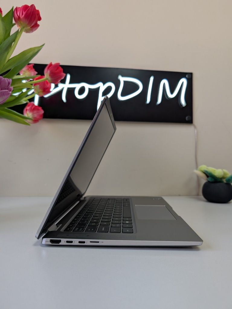 Сучасний Ноутбук Dell Latitude 9520/i7-1185G7/16GB/512GB/FHD/IPS/15.6