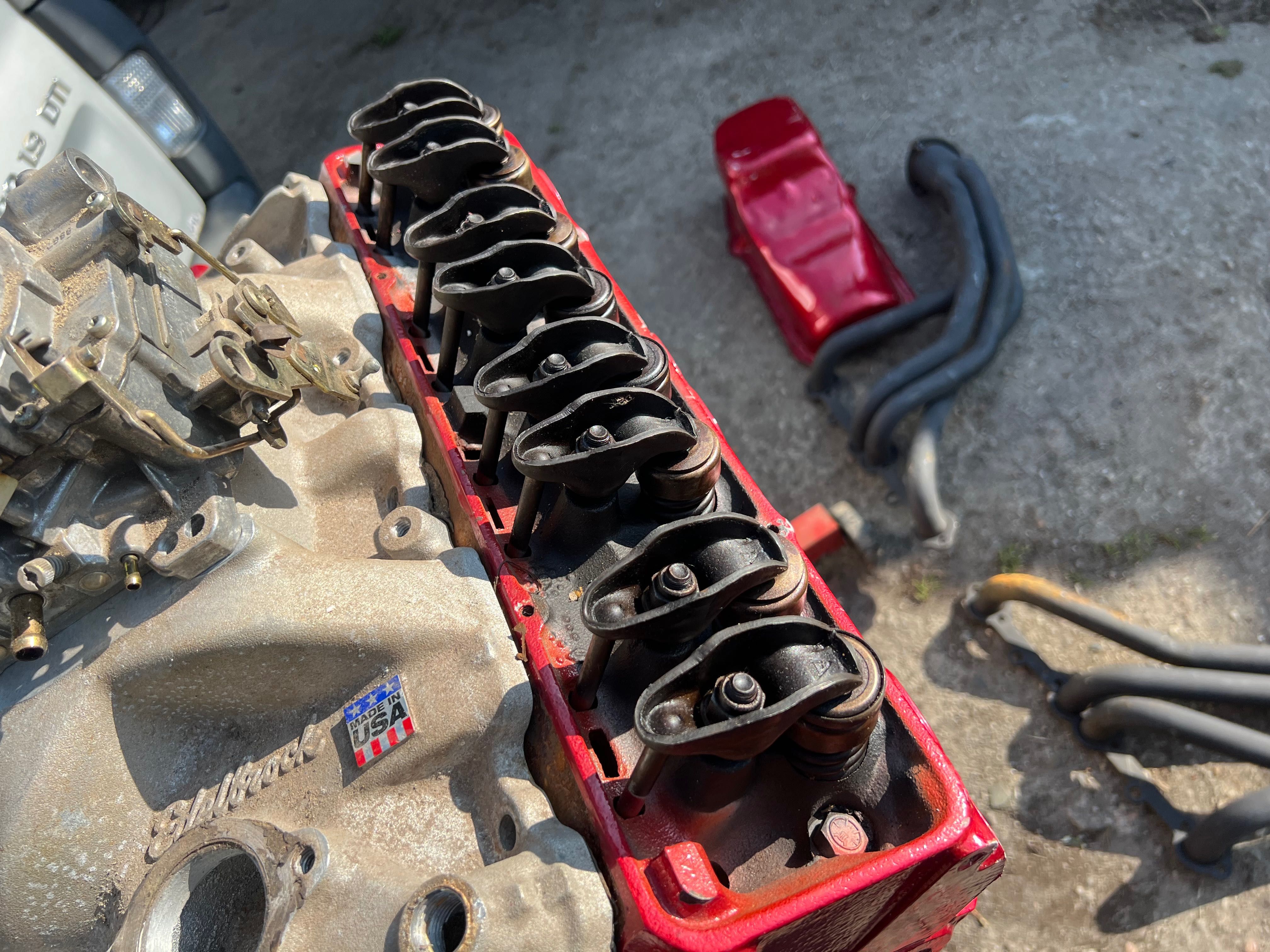 Silnik 5.7 V8 GM 10066&036 Chevy Corvette gaźnik kolektory