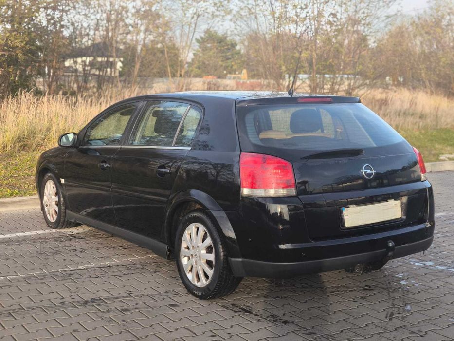 Opel Signum 1.8 Benzyna + LPG • 2003 • 122 KM • Rodzinne Kombi