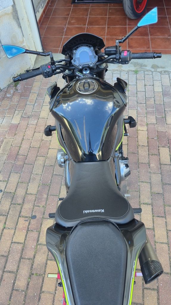 Vendo Kawasaki Z900