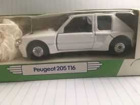 Peugeot 205 T16 -  modelo de estrada - Corgi - esc.aprox.1/36