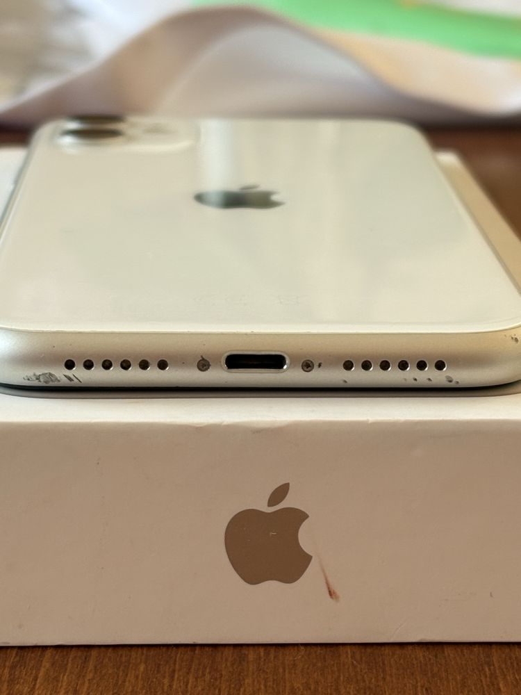 Iphone 11 biały