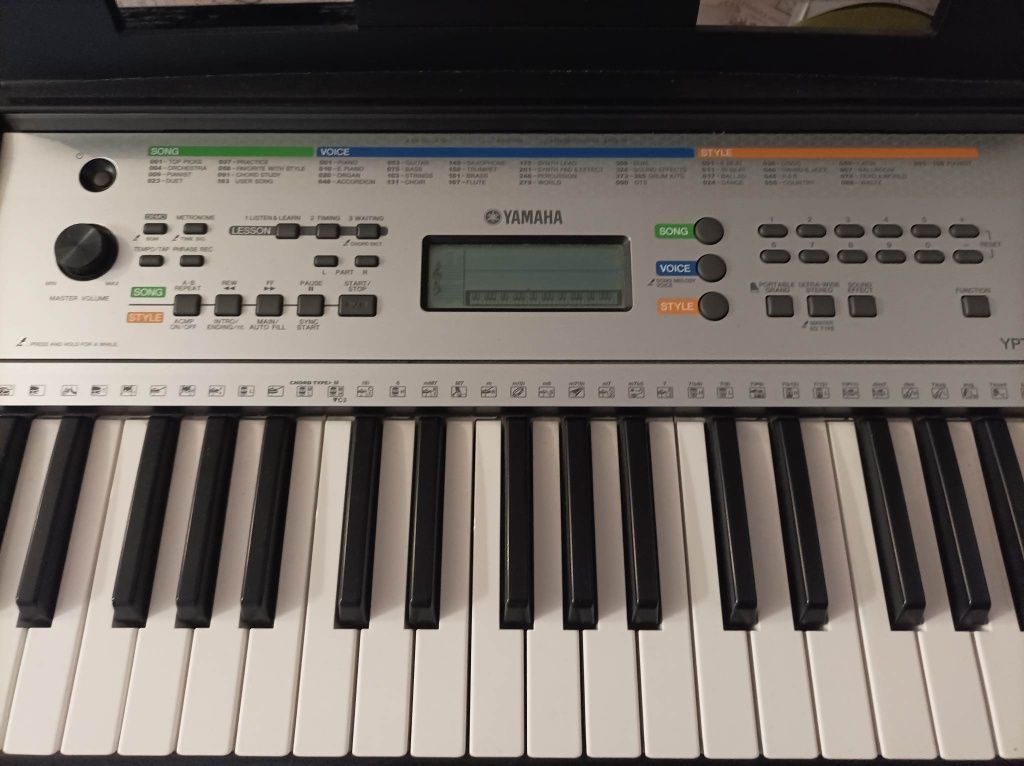 Keyboard yamaha ypt 255