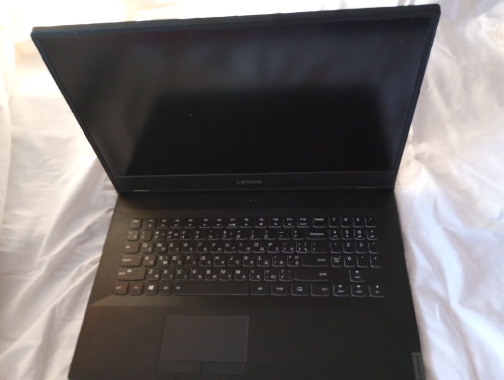 Ноутбук Lenovo y540-17irh