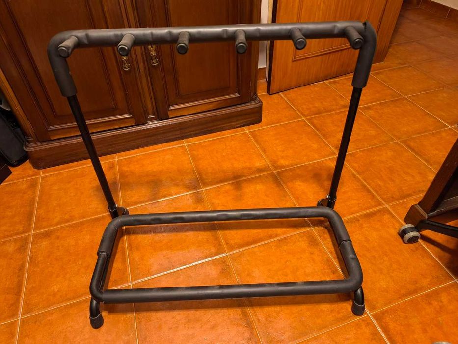Suporte para 5 guitarras