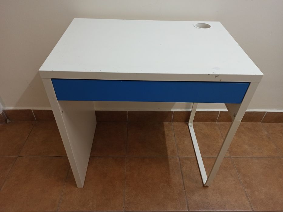 Biurko Ikea dziecięce białe z szufladą używane