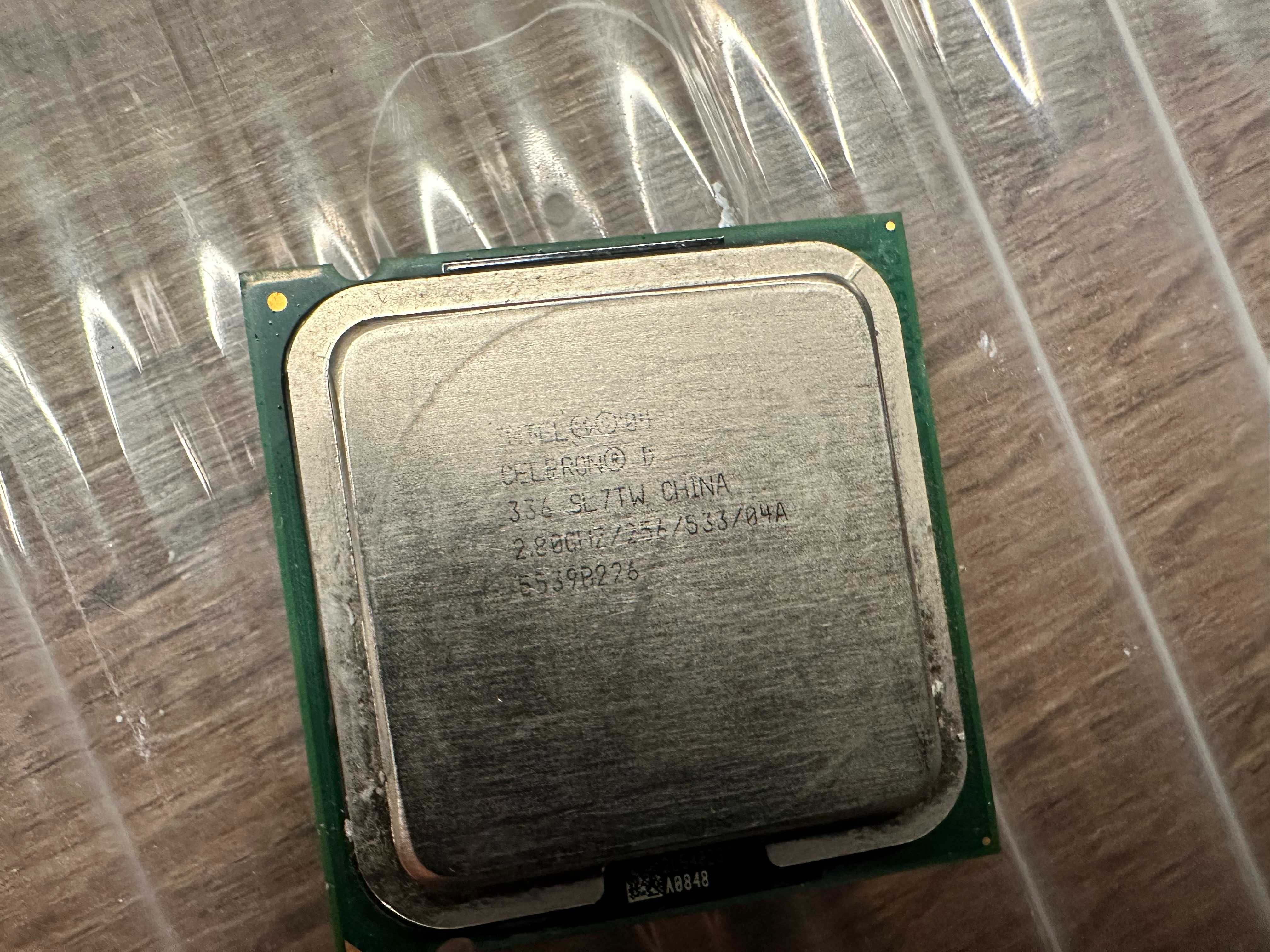 Intel Celeron D 336 2,8/256/533 SL7TW