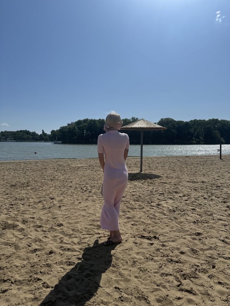 Вʼязана Сукня неймовірноі краси