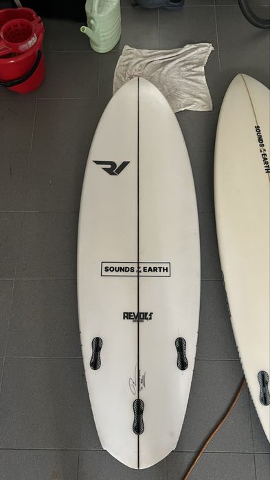 Prancha revolt 5’7 28l