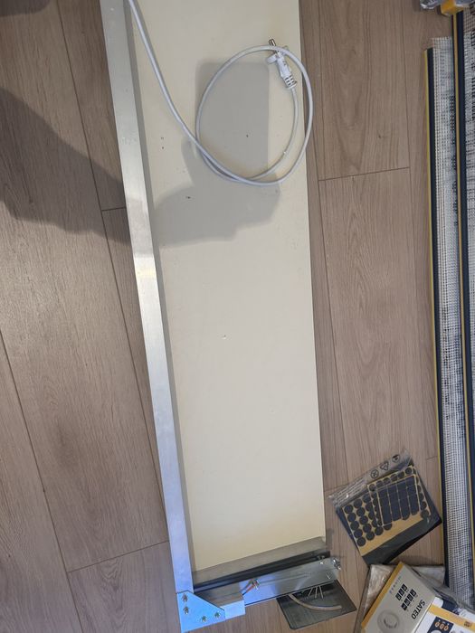 Maszynka gilotyna do ciecia styropianu