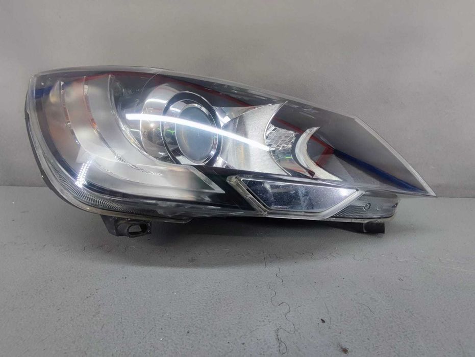 Skoda Superb II 2 Lift FL 2013-15 Lampa Przód Przednia Prawa H7 Europa