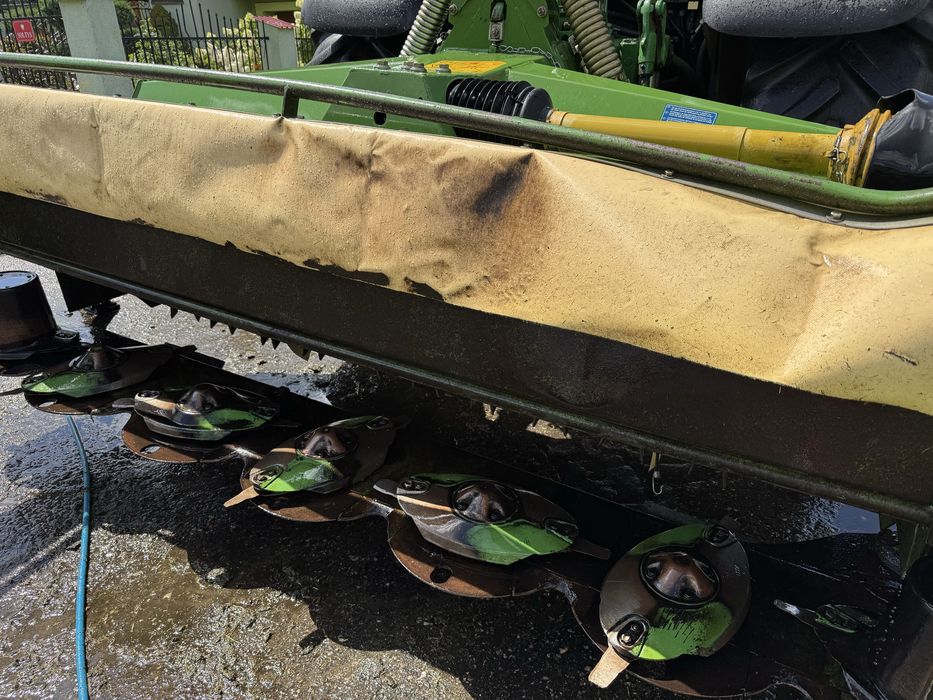 Kosiarka czołowa Krone Easy Cut 32 CVF