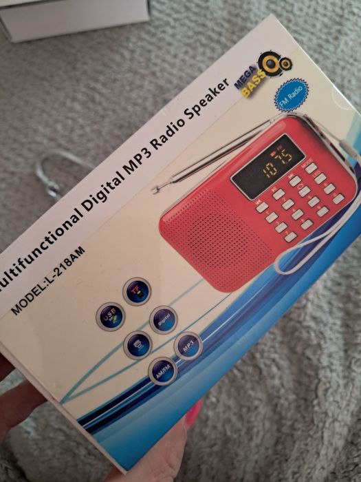 Mini radio z latarką led AM/FM mp3 USB Nowe