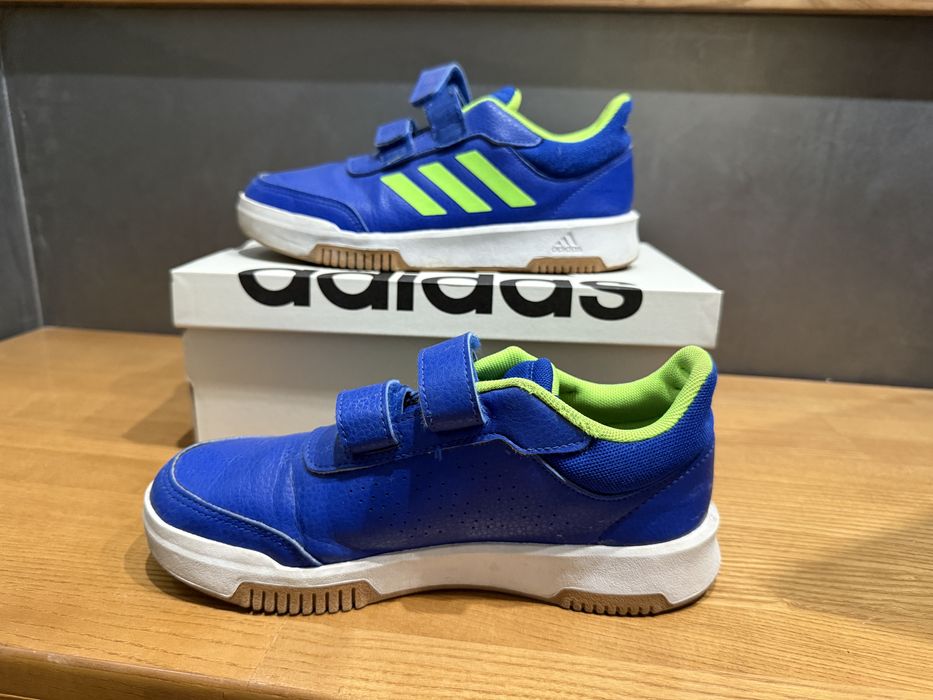 Кроссовки Adidas размер 35