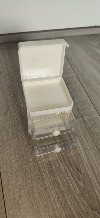 Małe pudełeczko szkatułka Hello Kitty organizer