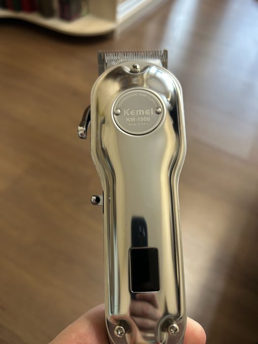 Машинка для стрижки Kemei KM-1986