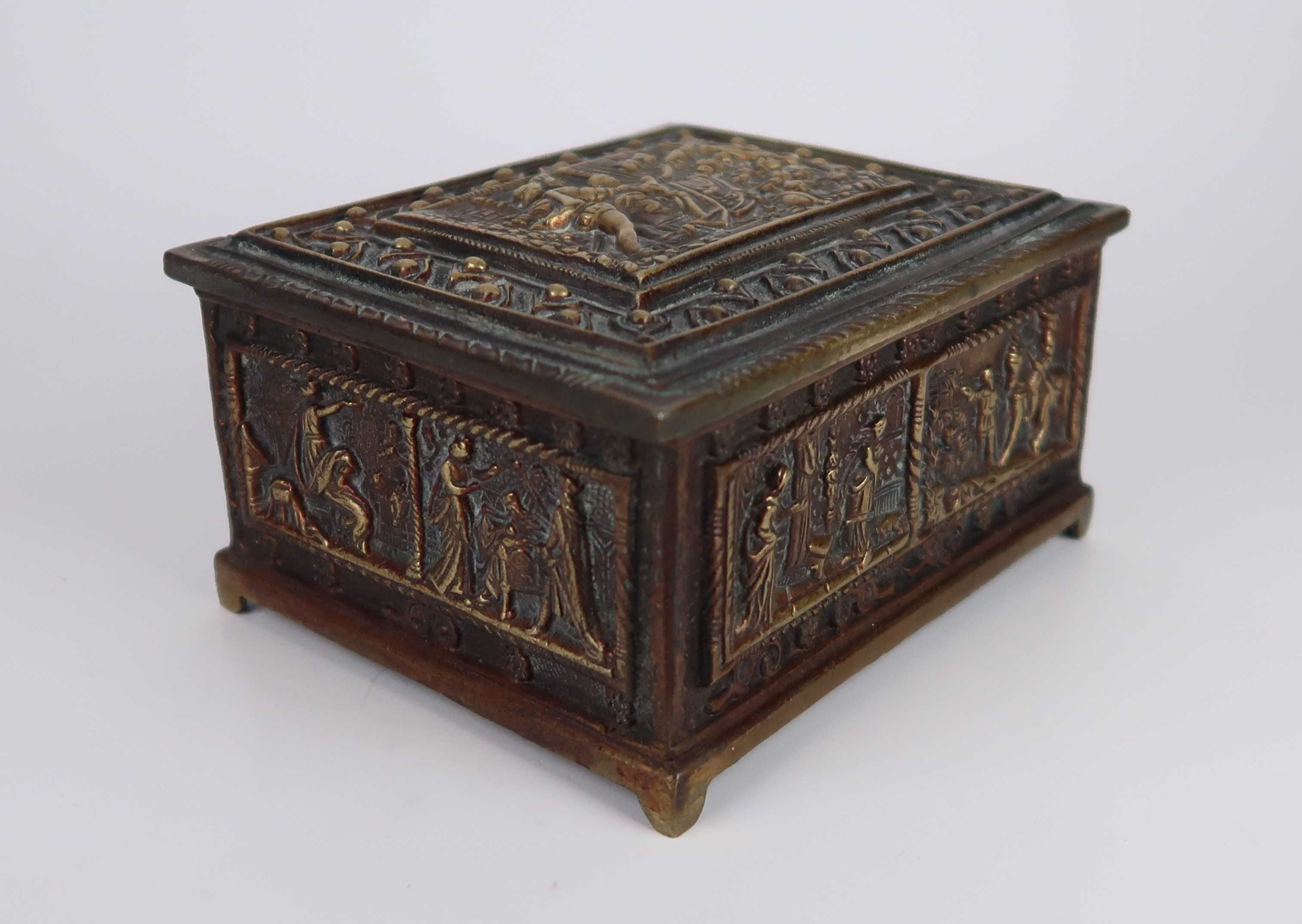 Caixa guarda-joias bronze Séc. XIX/XX