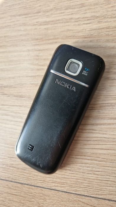 Kolekcjonerska Nokia 2700c bez simloka ENG