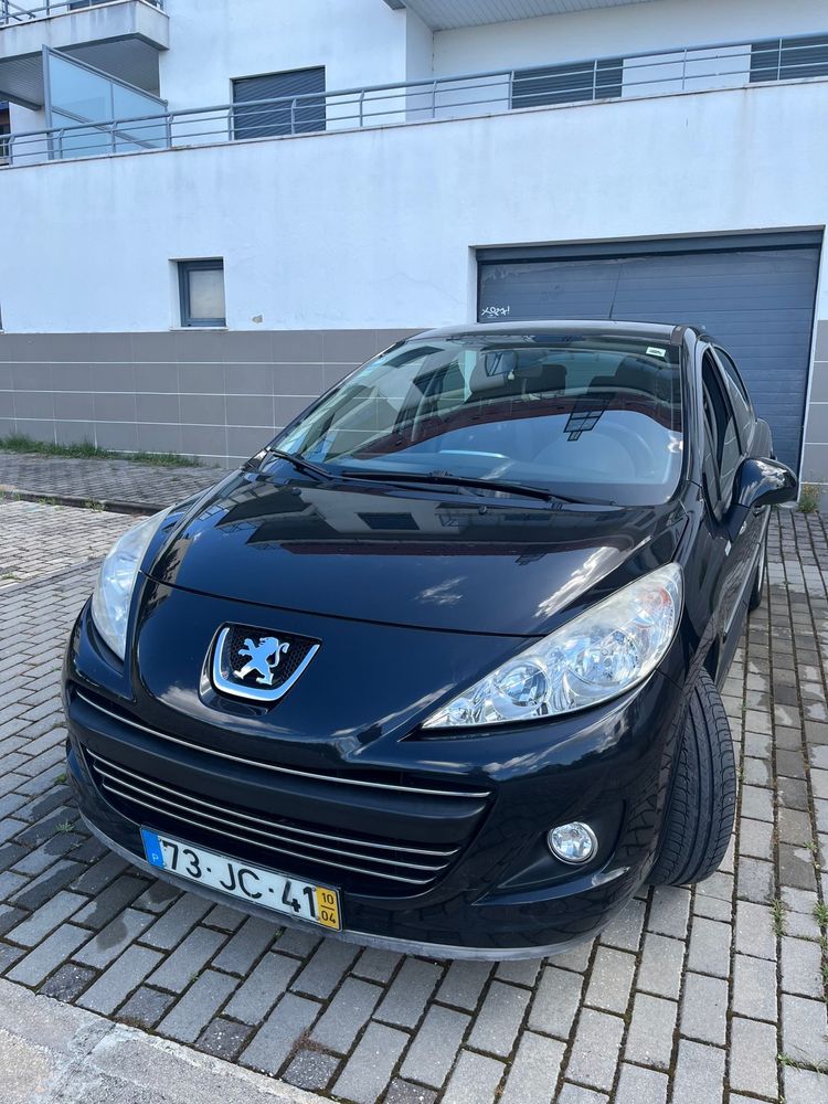 Peugeot 207 1.4  5 lugares