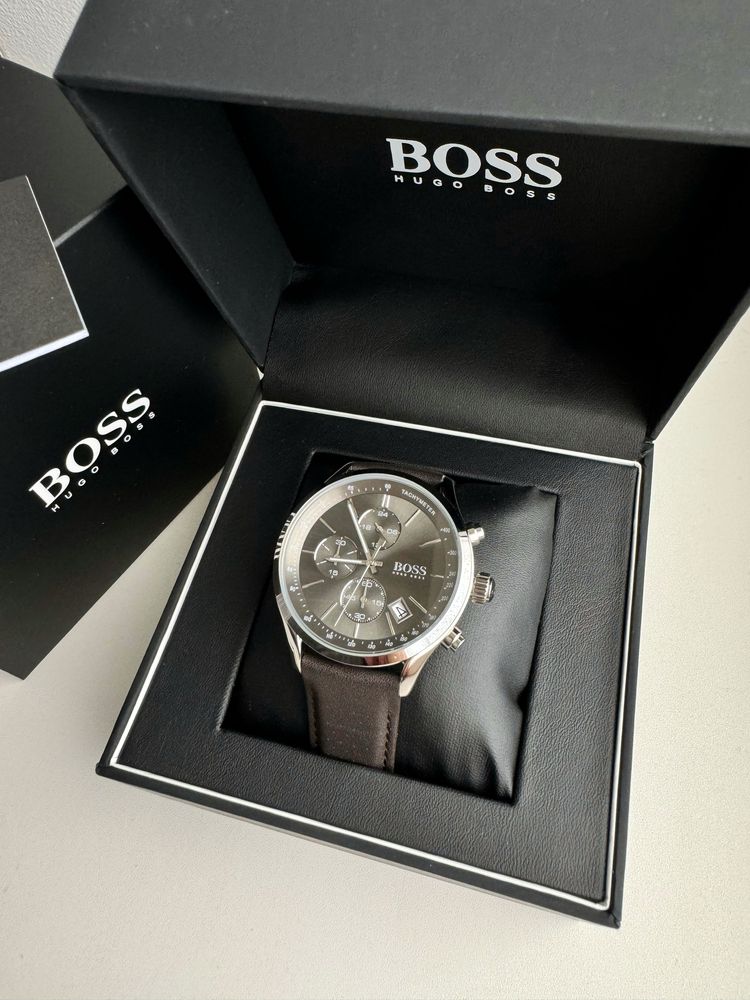 Годинник чоловічий Hugo Boss hb1513476