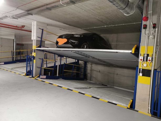 parking miejsce postojowe garaz do wynajecia  Lopuszanska