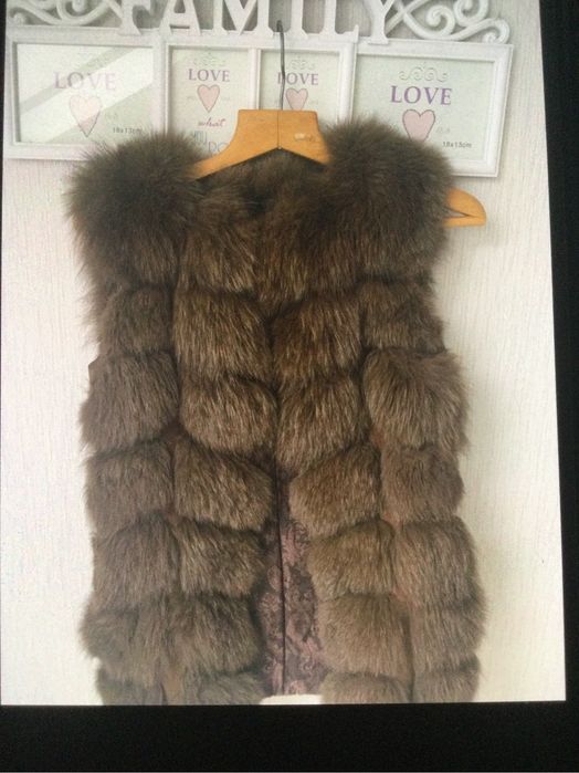 Жиночій жилет з натурального хутра