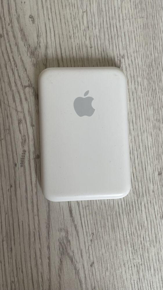 Apple MagSafe Battery Pack White