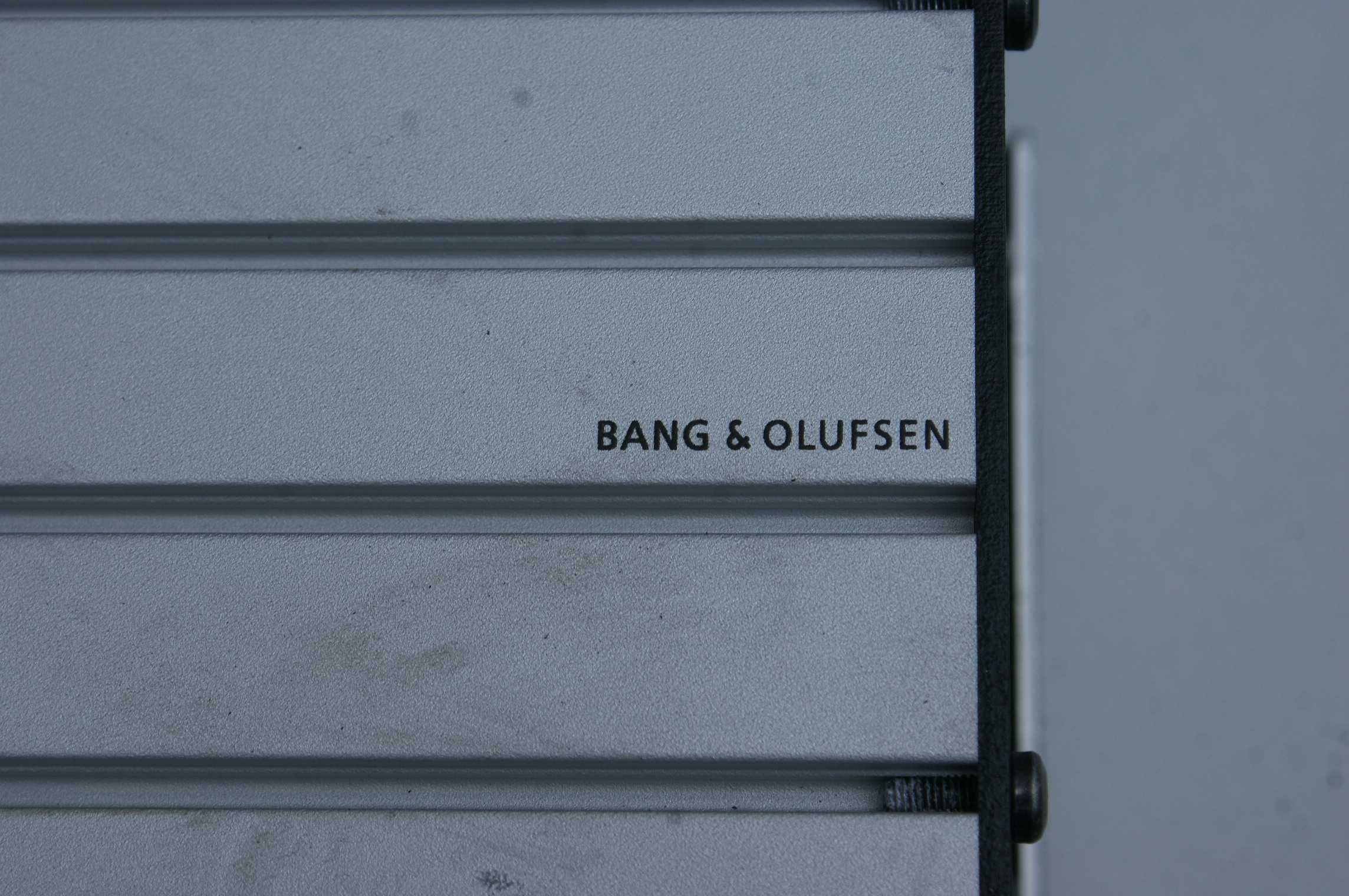 Audi A8 S8 D3 Wzmacniacz Muzyczny Bang Olufsen B&O Ice Power