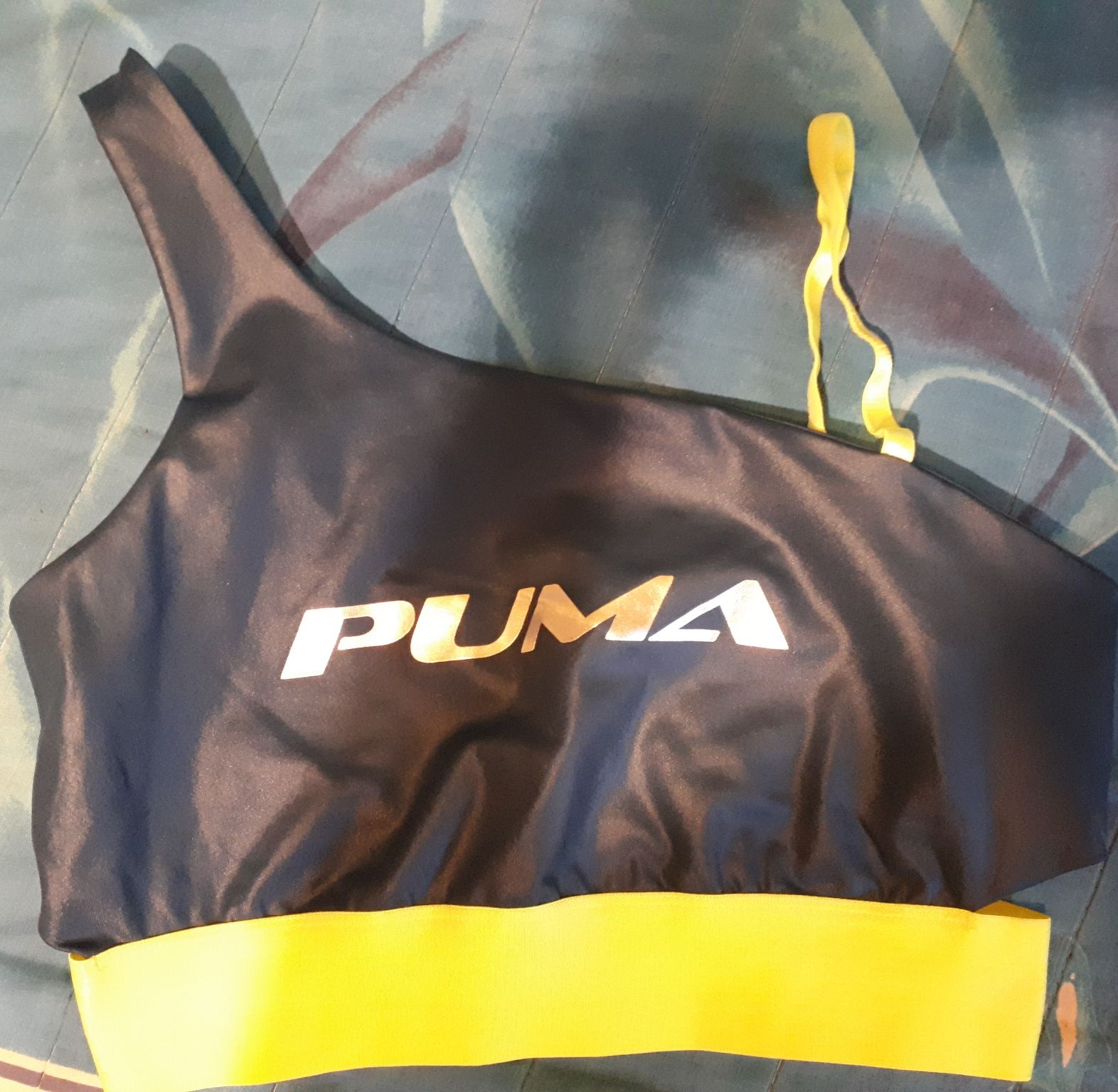 komplet sportowy rozm M. top Puma i legginsy Only Play + Bench GRATIS