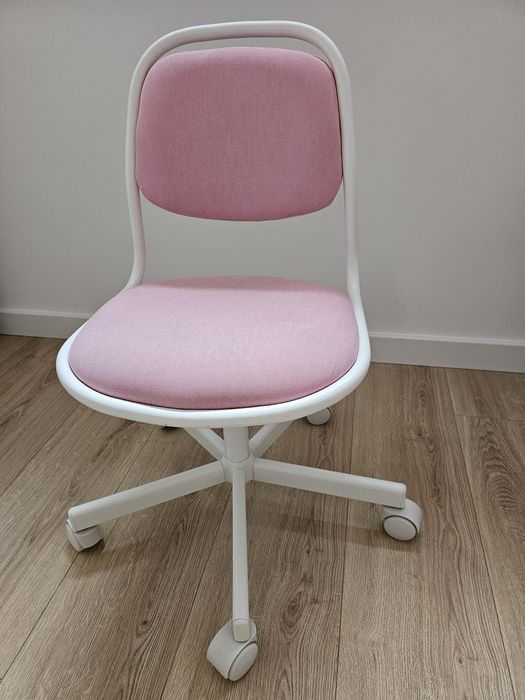 Krzesło biurkowe Ikea Orfjall tapicerowane Pink