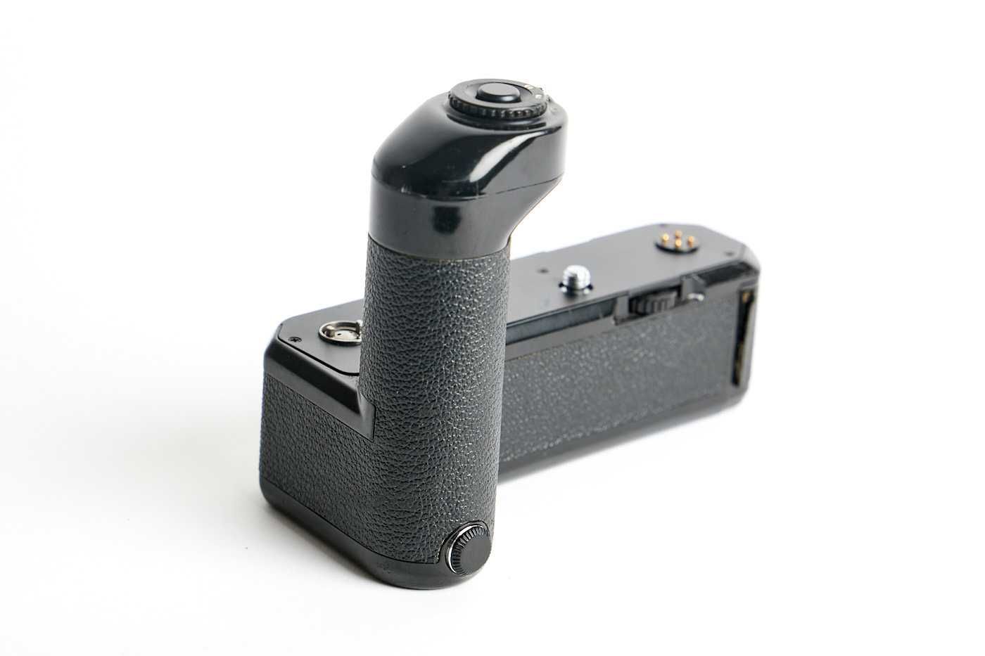 Nikon MD-11 motor drive