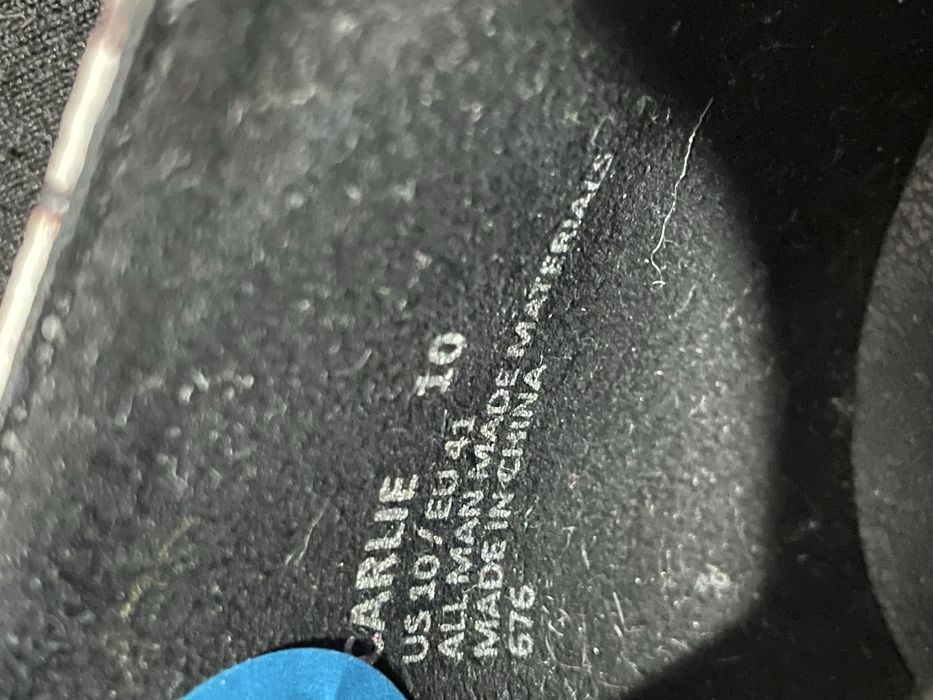 Продам женские ботинки козаки