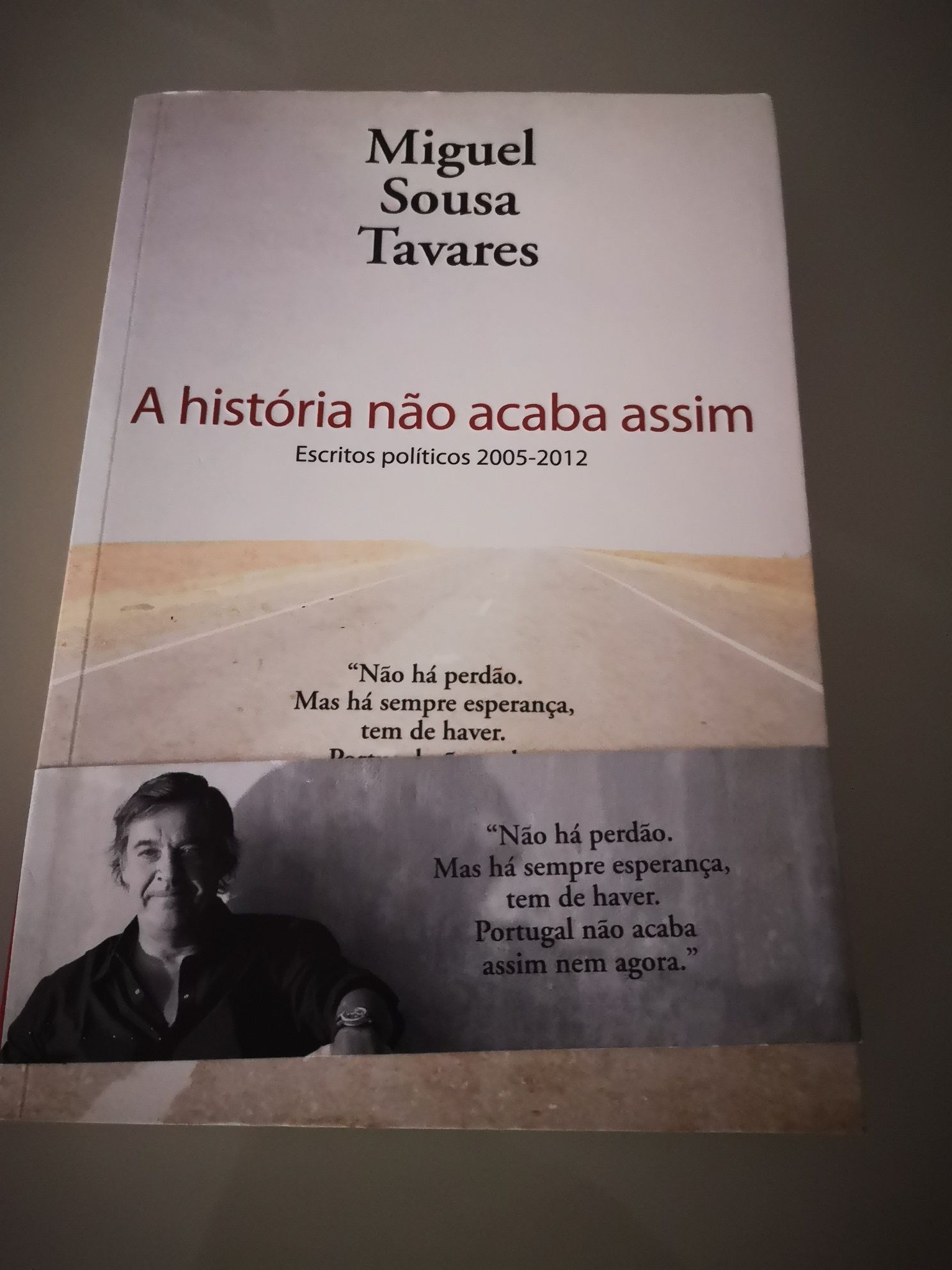 Livro Miguel Sousa Tavares - A história não acaba assim - NOVO
