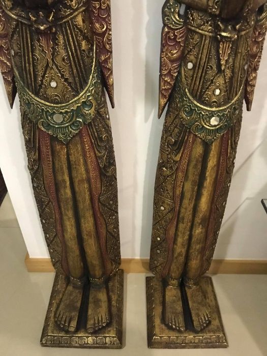 Esculturas Tailandesas feitas à mão