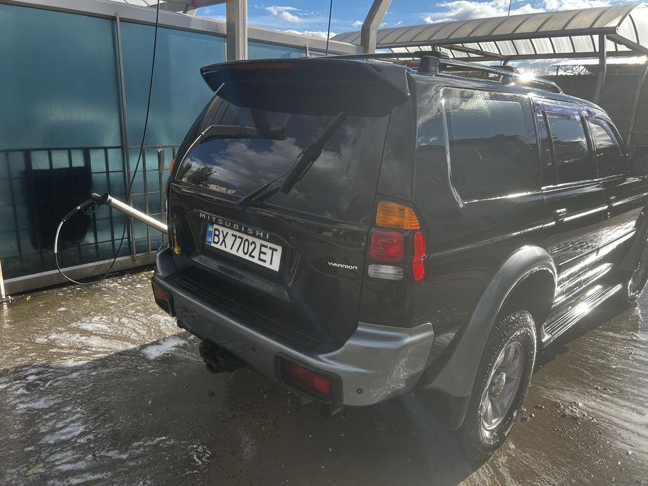 Продом Міцубісі поджеро спорт 1