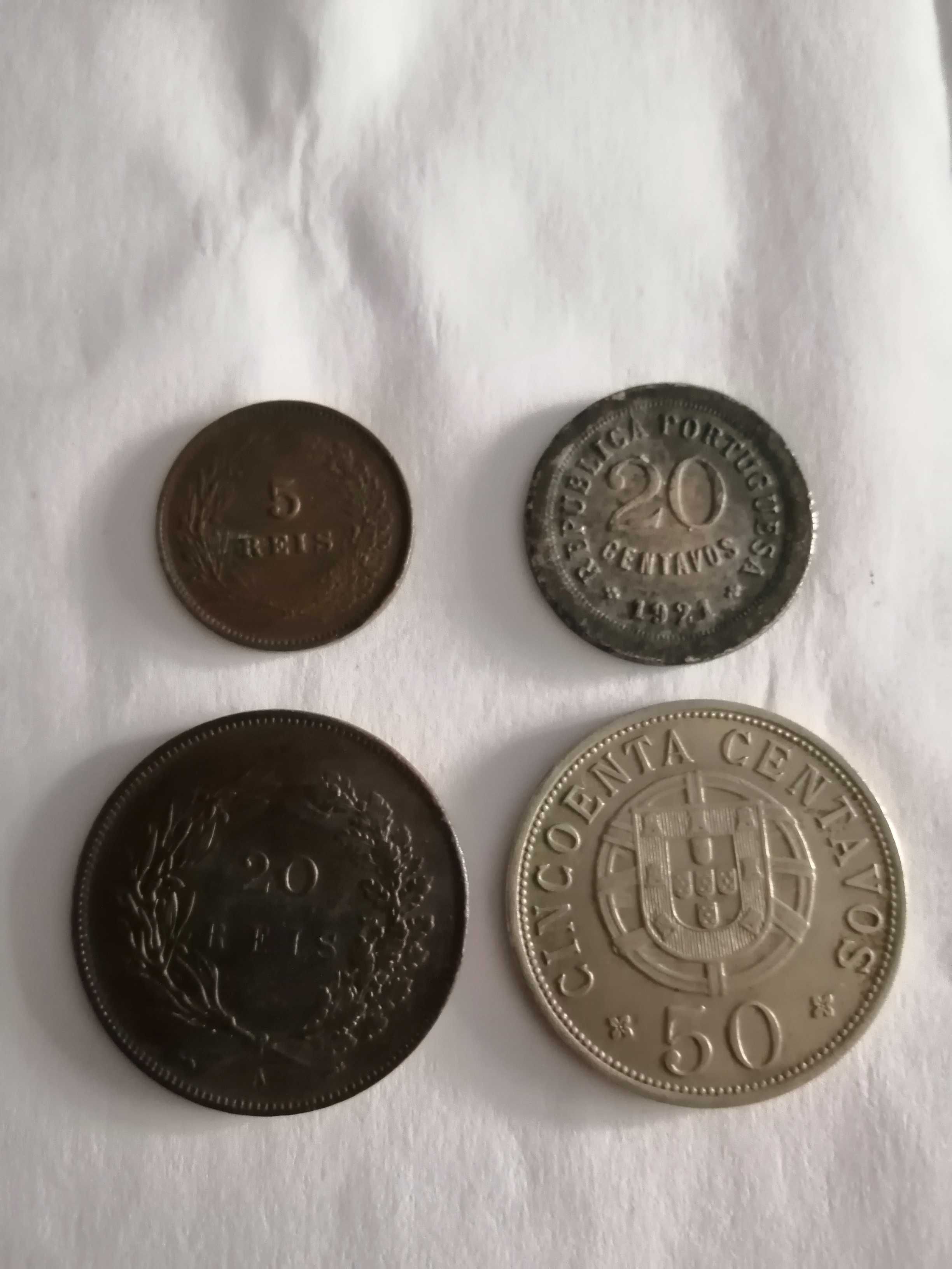 4 moedas. Monarquia e República