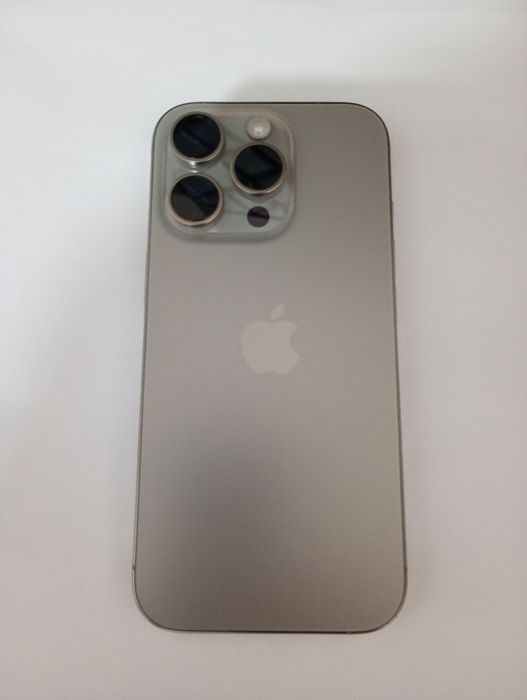 iPhone 16 Pro 128Gb Titanio Natural