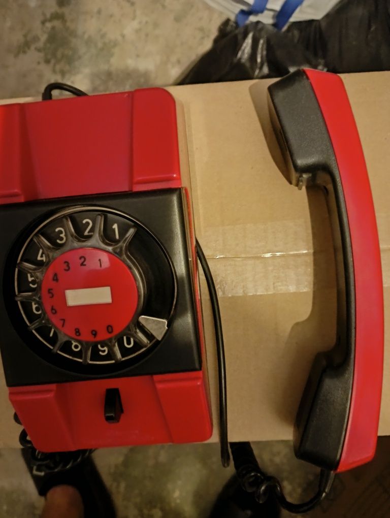 Telefon retro stan bdb