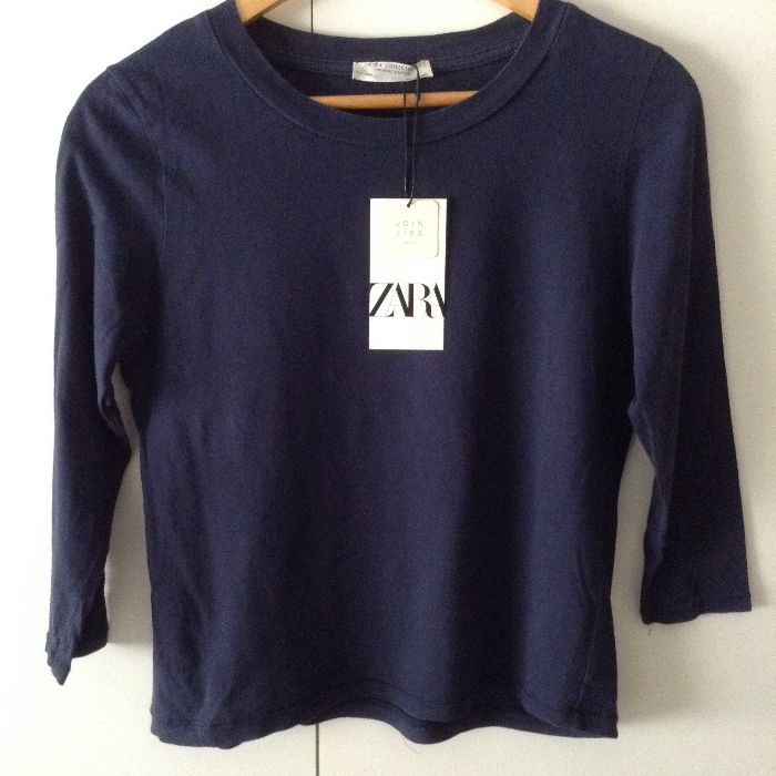 Camisola básica azul escura zara com etiqueta