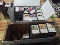 Grande quantidade de cartas de magic pra despachar