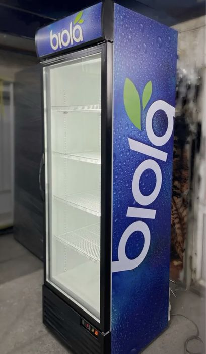 Холодильный шкаф . Холодильная витрина