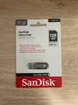 pendrive SanDisk 128GB (prędkość odczytu do 150MB/s)