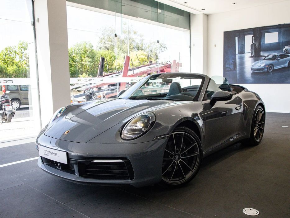Porsche 911 (992) Carrera Cabriolet PDK